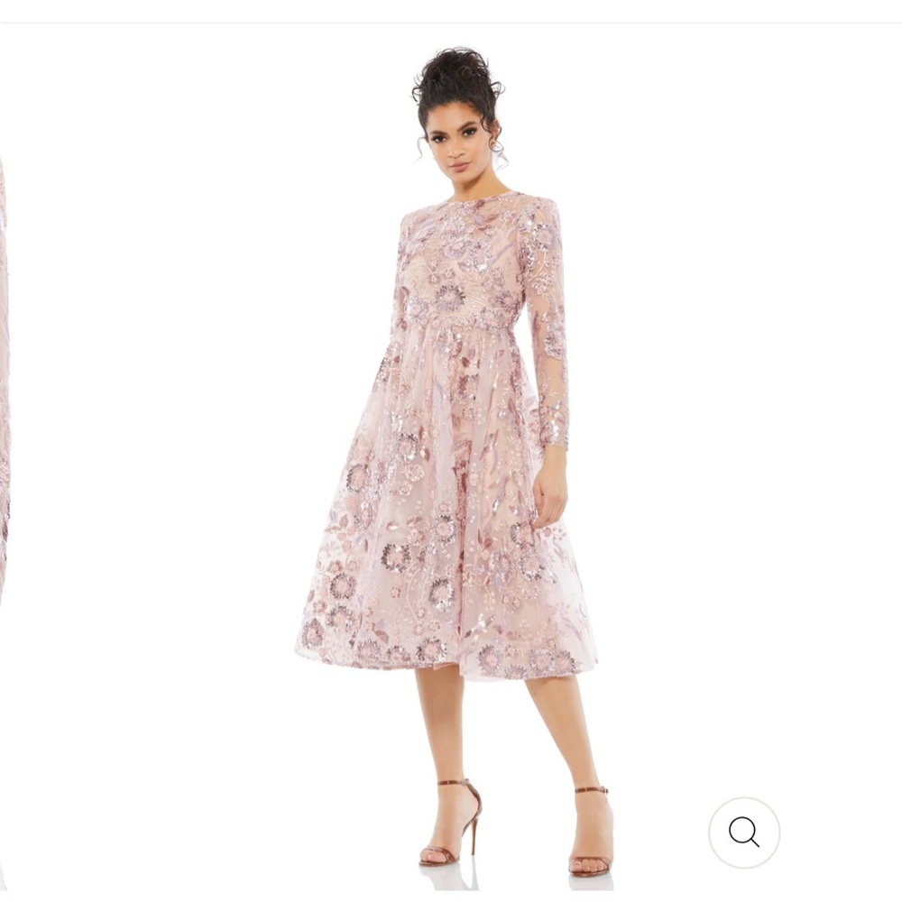 NWT FLORAL EMBELLISHED LONG SLEEVE A-LINE DRESS size 6 (S)